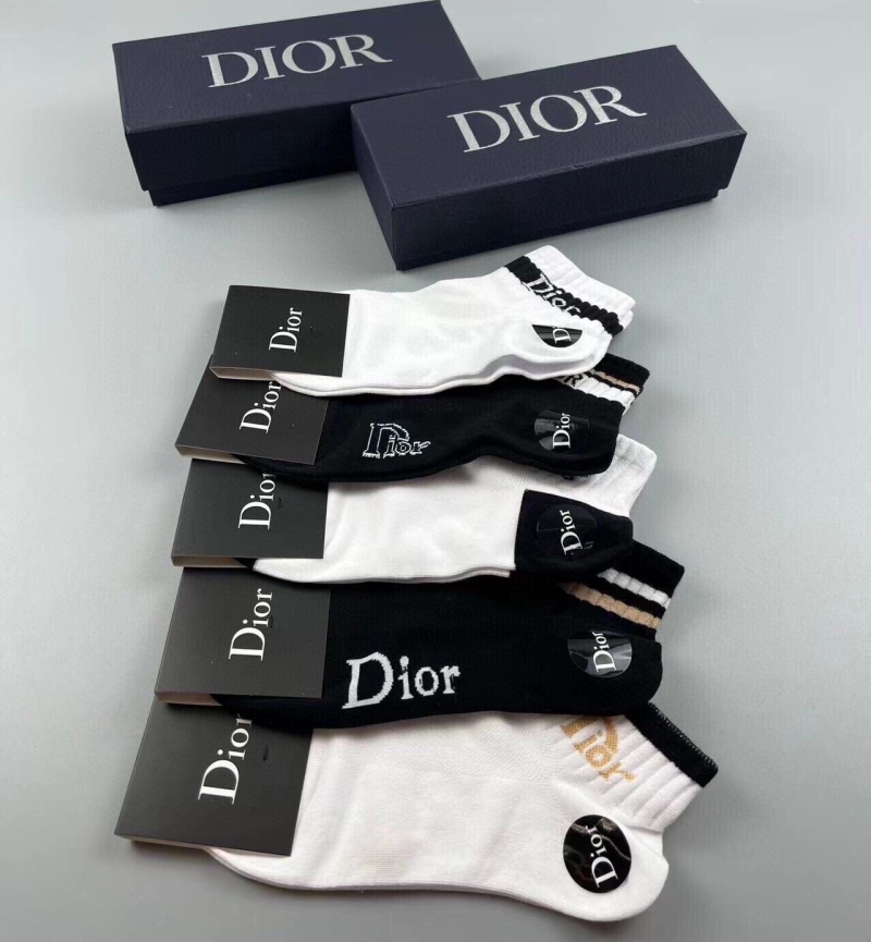 DIOR